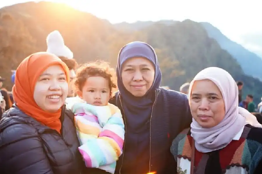 Libur Nataru 2026, Pergerakan Wisatawan di Jawa Timur Tembus 19,8 Juta Pergerakan wisatawan libur Nataru 2026 di Jawa Timur tembus 19,8 juta. Pemprov Jatim optimistis daerah tetap menjadi magnet wisata nasional.